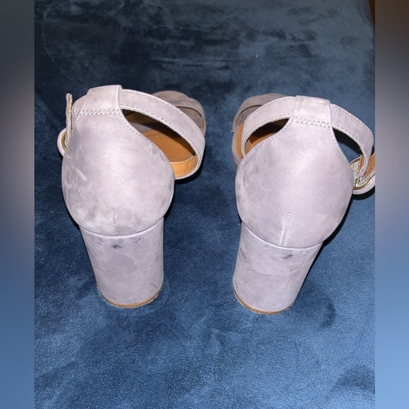 BARELY WORN - Steve Madden Heels, Size: 10M - Picture 4 of 4